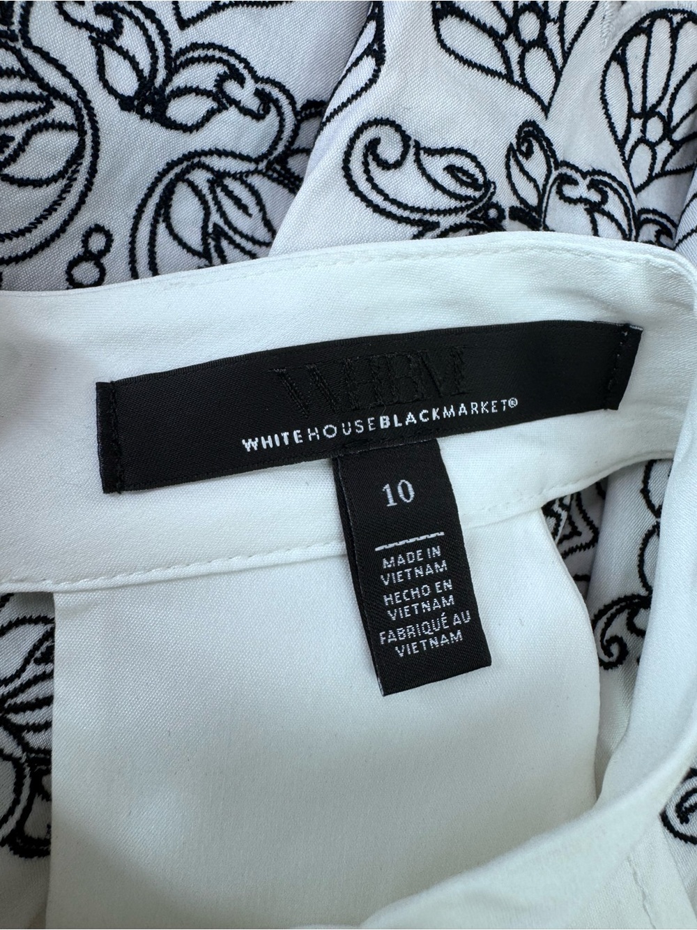 White House Black Market Size 10 Mock Neck Halter Top Embroidered Scallop Hem - Picture 9 of 10